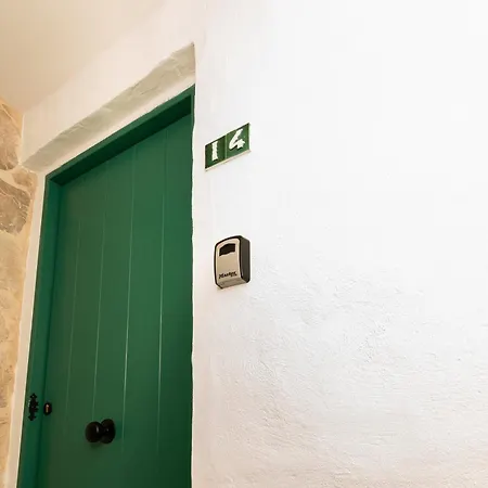 Casa Esmeralda - Luxury Boutique Old Town אסטפונה
