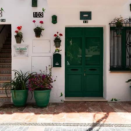 Casa Esmeralda - Luxury Boutique Old Town Естепона