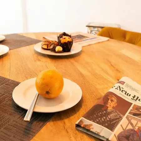 Casa Esmeralda - Luxury Boutique Old Town אסטפונה