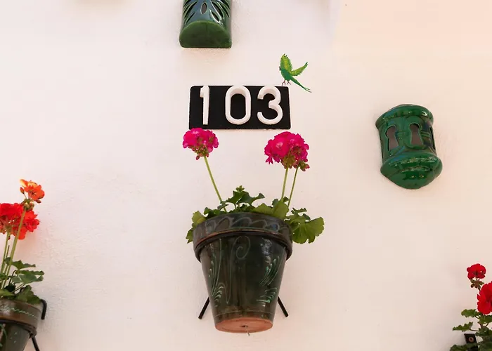 Апартаменти Casa Esmeralda - Luxury Boutique Old Town