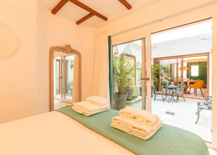 Casa Esmeralda - Luxury Boutique Old Town *