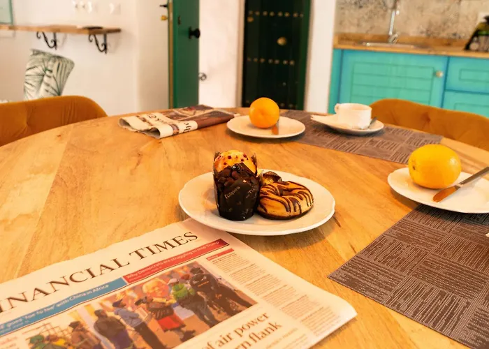 Апартаменти Casa Esmeralda - Luxury Boutique Old Town *